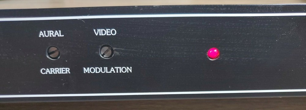 HOLLAND ELECTRONICS HPM55 COMMERCIAL MODULATOR