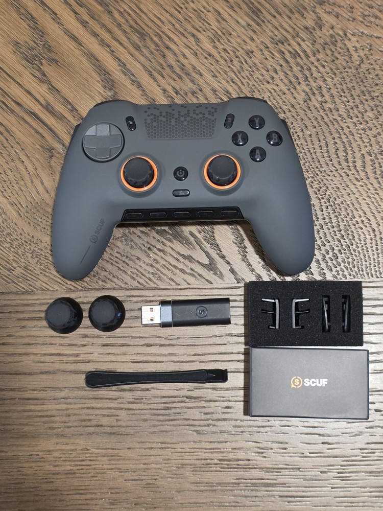 SCUF Controller Bundle with Thumbsticks, USB Dongle, Tool, Attachment Pieces