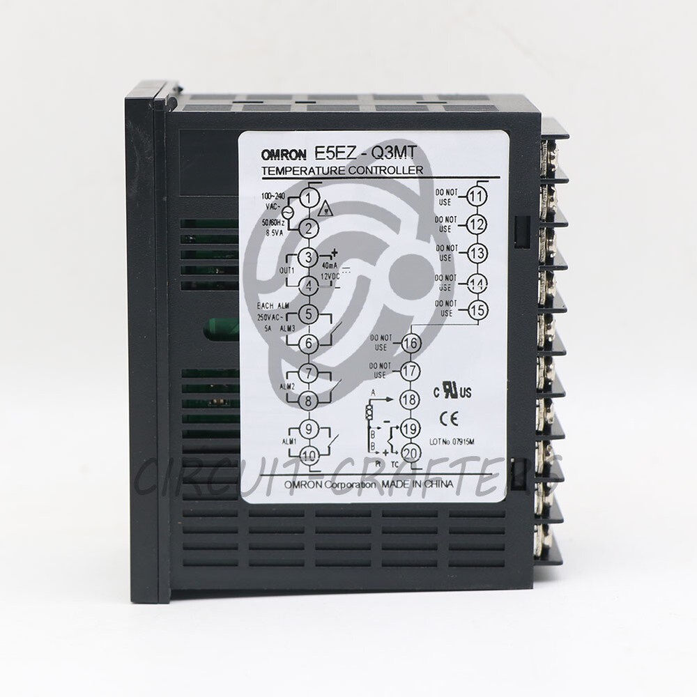 1PCS New in box Omron E5EZ-Q3MT Temperature Controller E5EZQ3MT