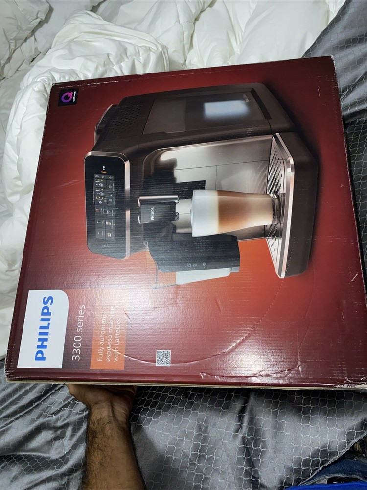 Philips 3300 LatteGo Fully Automatic Espresso Machine, Black Chrome | EP3347/90