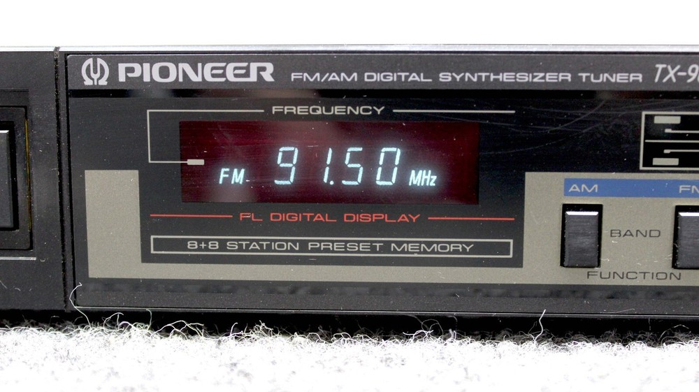 PIONEER TUNER MODEL TX-960