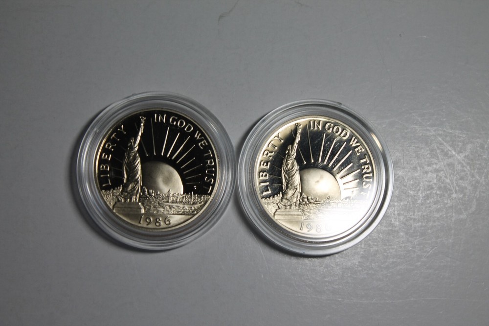 1986 LIBERTY Half Dollar (2 total)