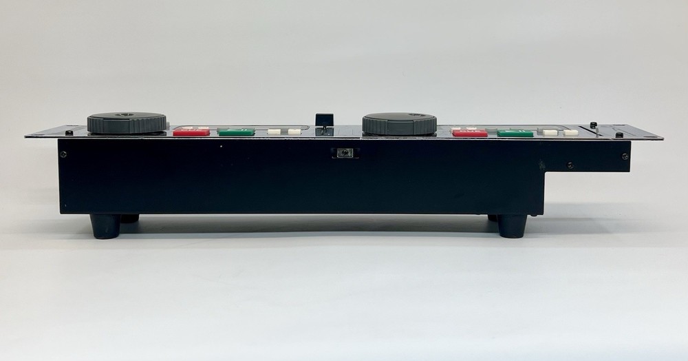 Numark DMC-1 Digital Media Controller DJ MP3