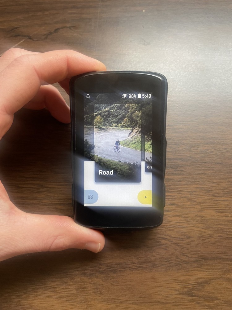 Hammerhead Karoo 2 GPS Bike Computer Iridescent Shell