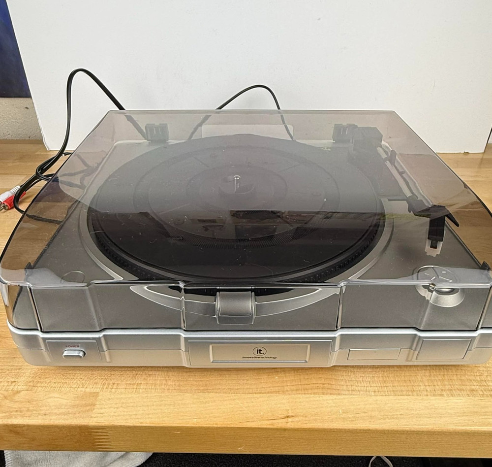 USB Turntable Vinyl Record Player It Innovative Technology Record to Computer