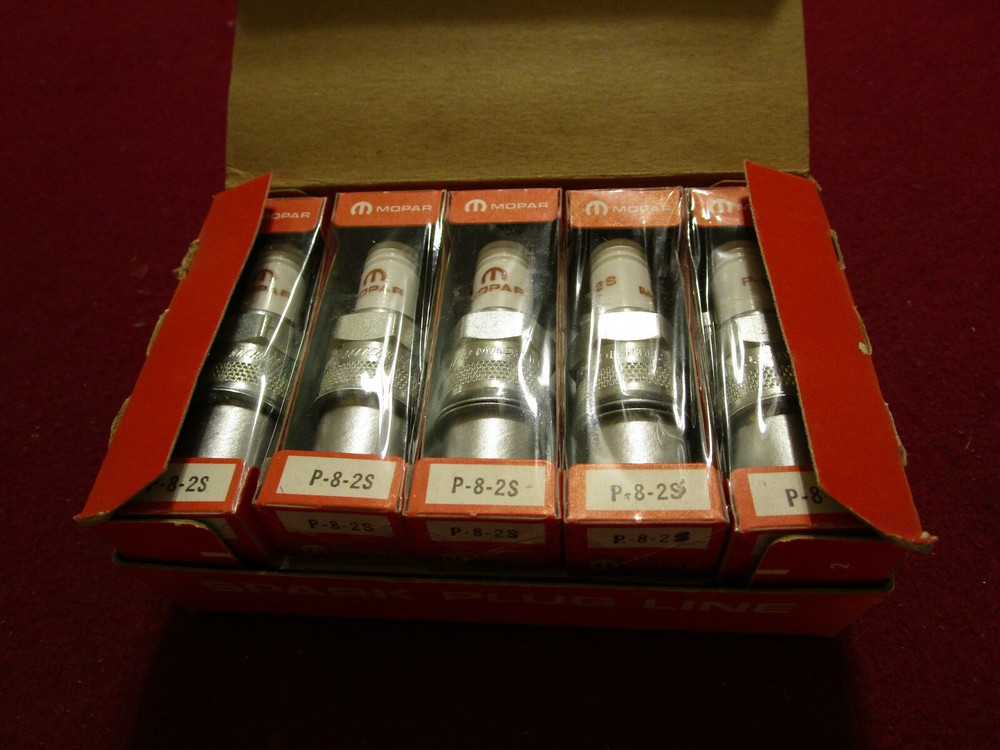 Freightliner & Case: MOPAR Spark Plugs; P-8-2S; Same as Champion D-6