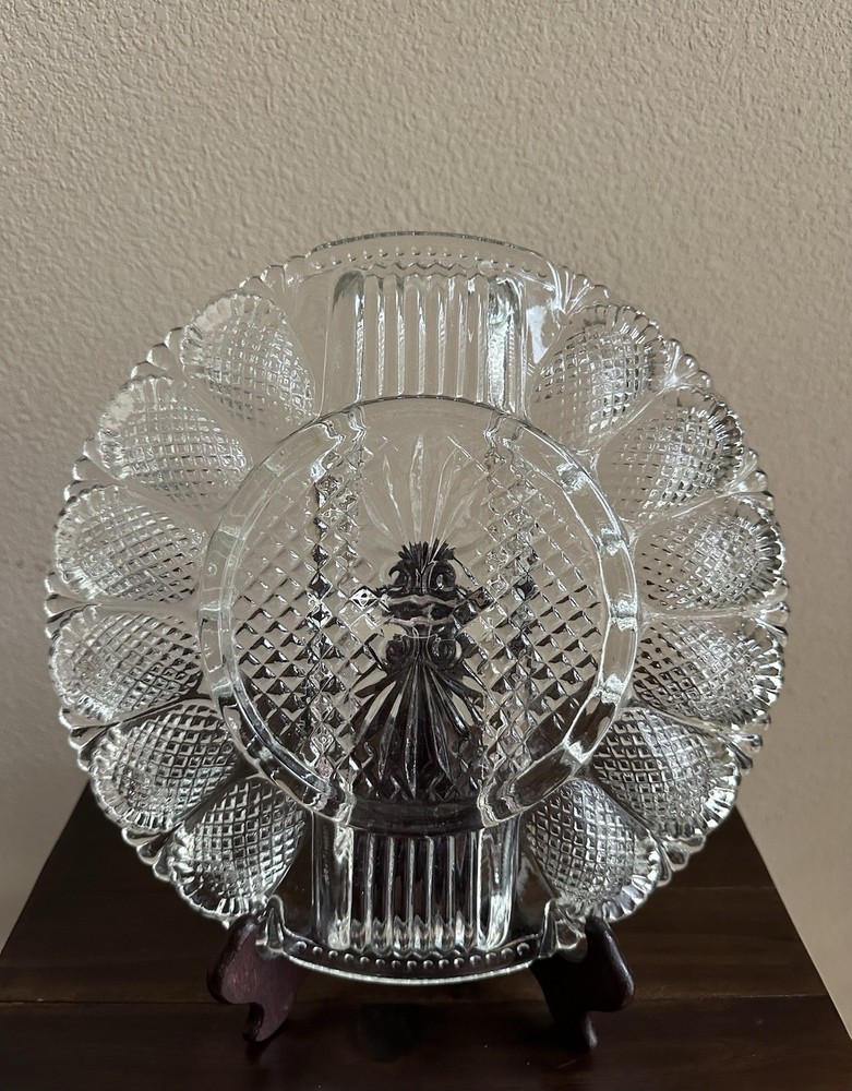 Vintage L.E. Smith Glass Deviled Egg & Relish Plate w/ Pineapple Pattern-EUC