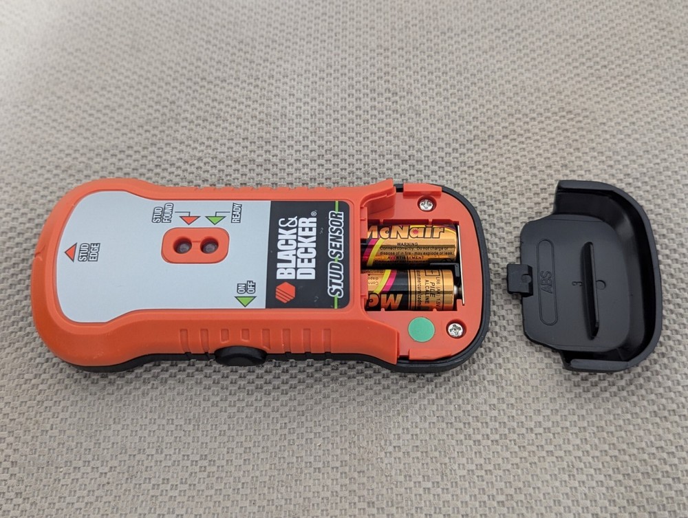 Black & Decker SF100 3/4" Stud Finder Stud Sensor (19mm) /