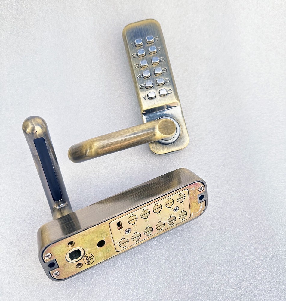 Mechanical Code Combination Keyless Double Side Entry Gate Door Lock Fence Lock