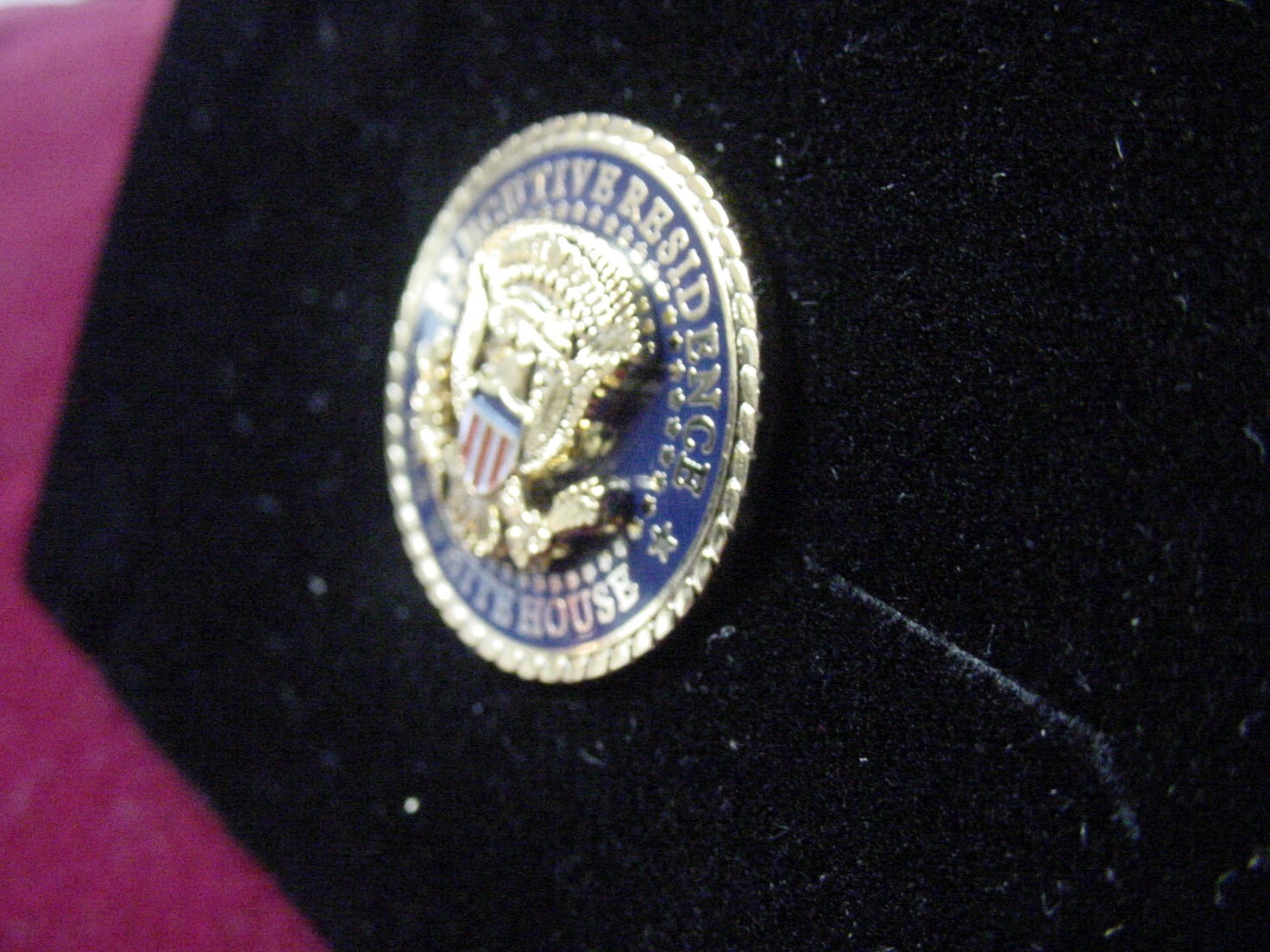 Presidential Official Issued White House Executive Residence Lapel Pin