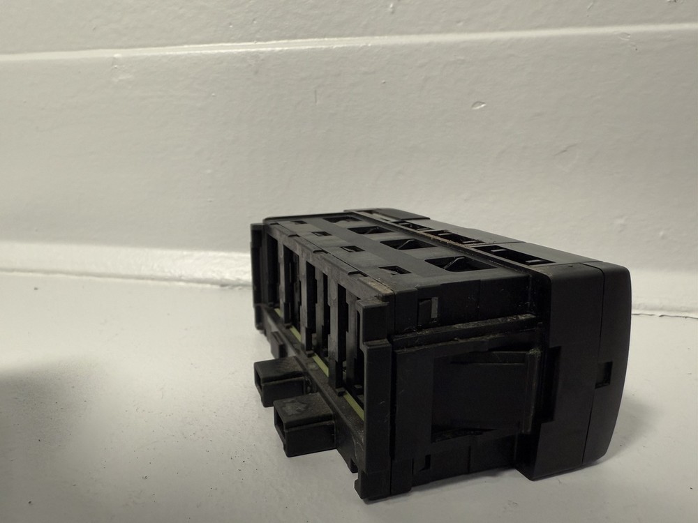 FREIGHTLINER CASCADIA SLEEPER MUTE