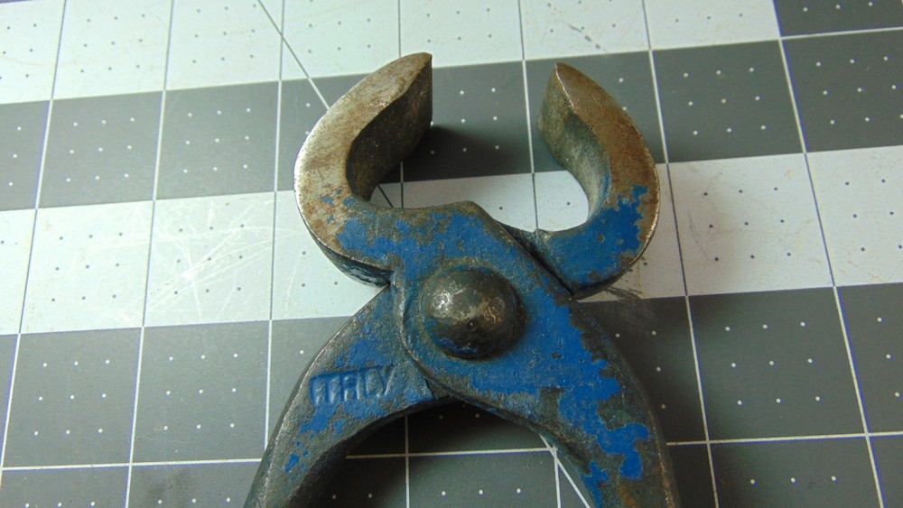 Blacksmith/ Farrier Nippers W/Nail Puller ITALY