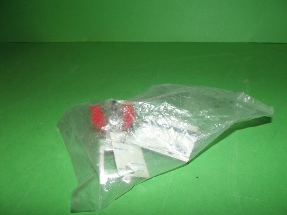 Telemecanique XCSZ03 Limit Switch Accesories.