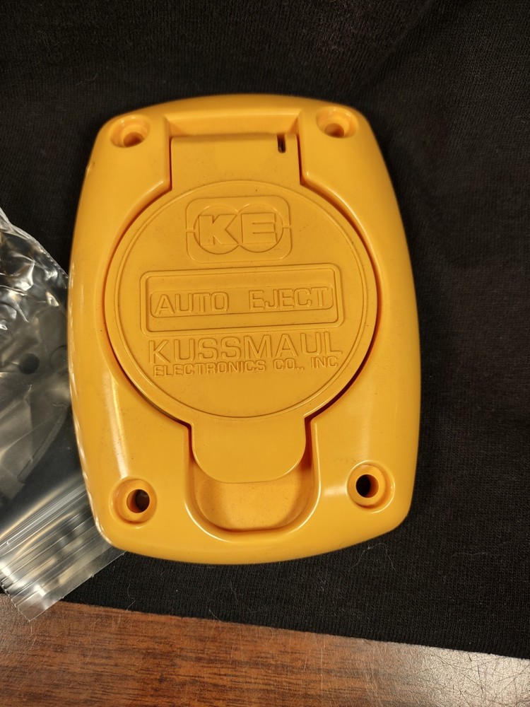 Kussmaul Electronics 091-55-187 Auto Eject Cover Yellow