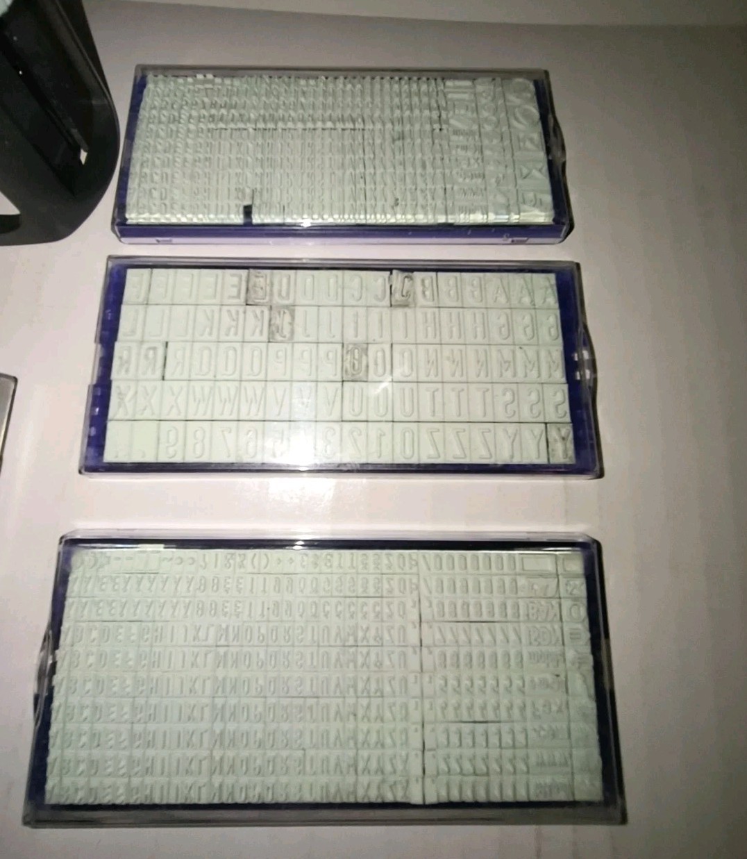 2000 Plus Heavy Duty Custom Make Your Own Stamp Kit Self-Inking + Black, Red Ink