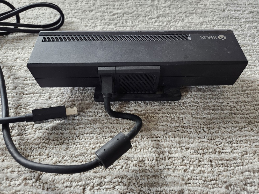 Microsoft Xbox One Kinect Sensor Bar Model 1520 with Cable Black - Tested