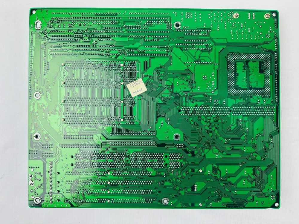Shuttle HOT-557 Motherboard