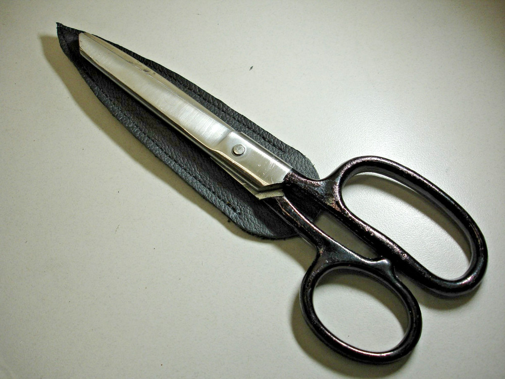 COMPTON USA 7 1/4" MULTI-PURPOSE EVERYDAY UTILITY USE SCISSORS SUPER SHARPENED
