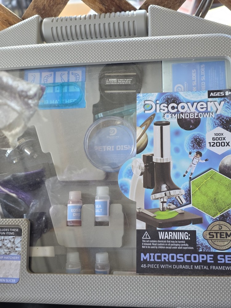 Discovery Mind-blown Kids Microscope Set With Case