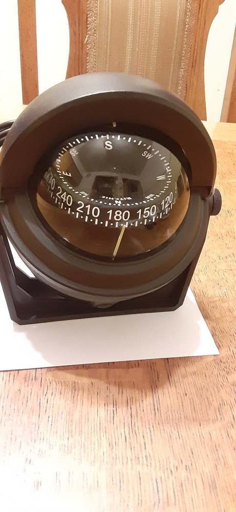 Ritchie B-81 Voyager Bracket Mount Compass Serial#c210595580