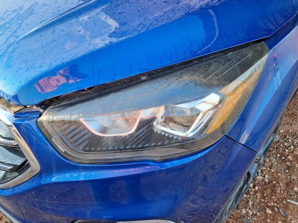 ESCAPE 2017 Glove Box 4795570