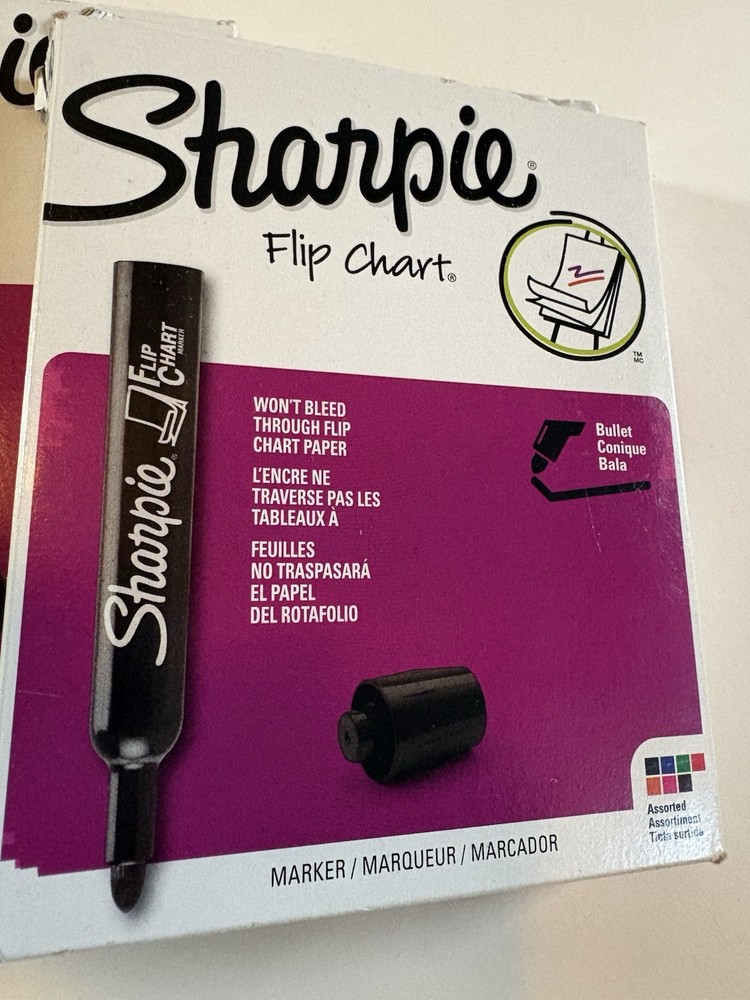 SHARPIE Flip Chart Markers ~ Bullet Tip, Black 8 Pack, Low-Odor