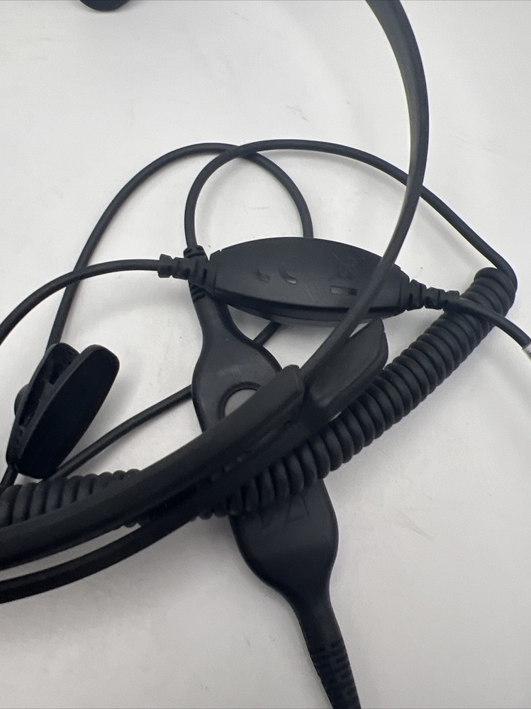 Sennheiser Headset With CAVA31 Connective Cable READ!!!