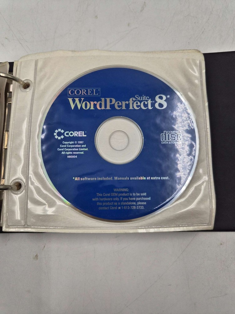 Gateway Software Storage Binder Microsoft Windows 98 WordPerfect 8 Used