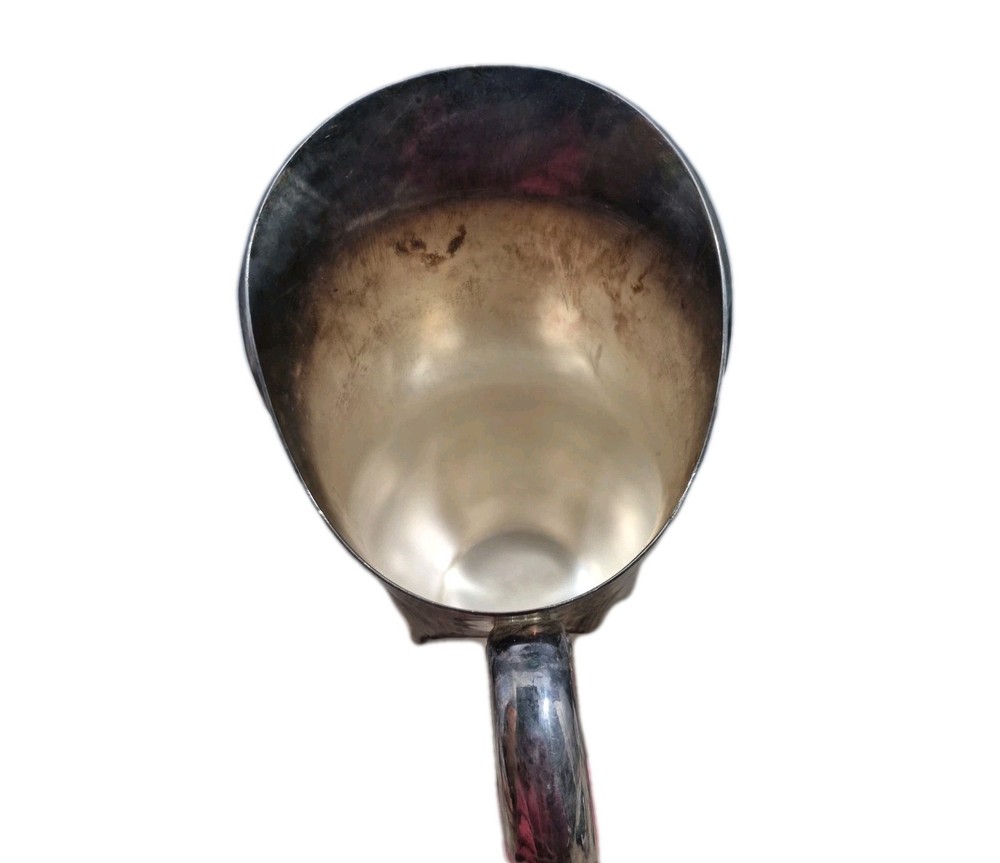 Wilcox International Silver Co. Pitcher2618 Plain Silverplated 40 ounces 9" Tall