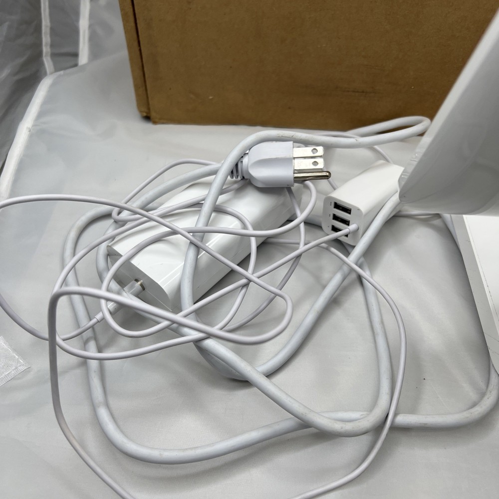 Square Stand POS Terminal Model S089 -untested - Stand With AC adapter