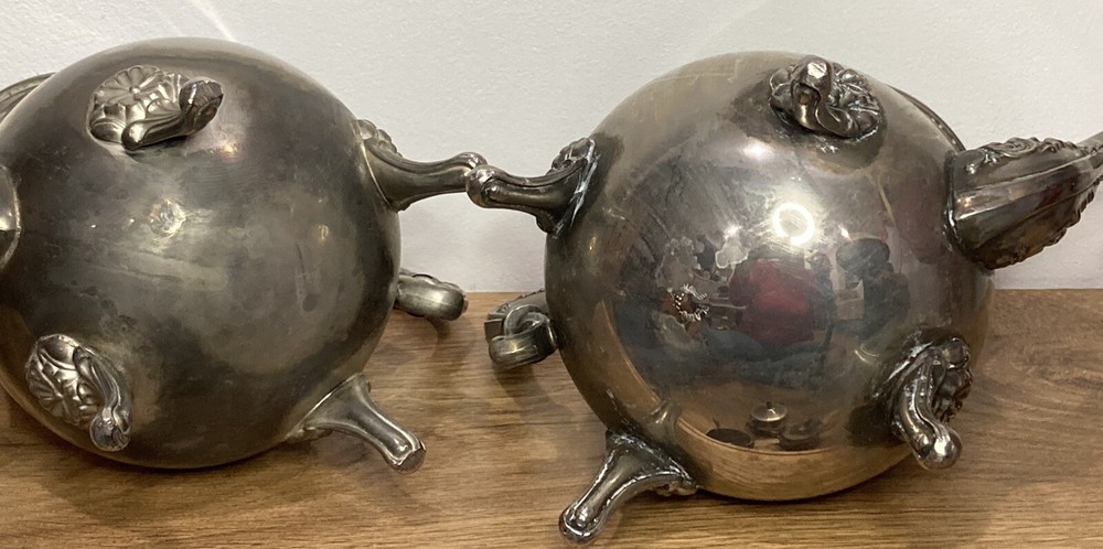 Vintage Tea Coffee Set 5pc Ornate Flower Embossed Design With Legs