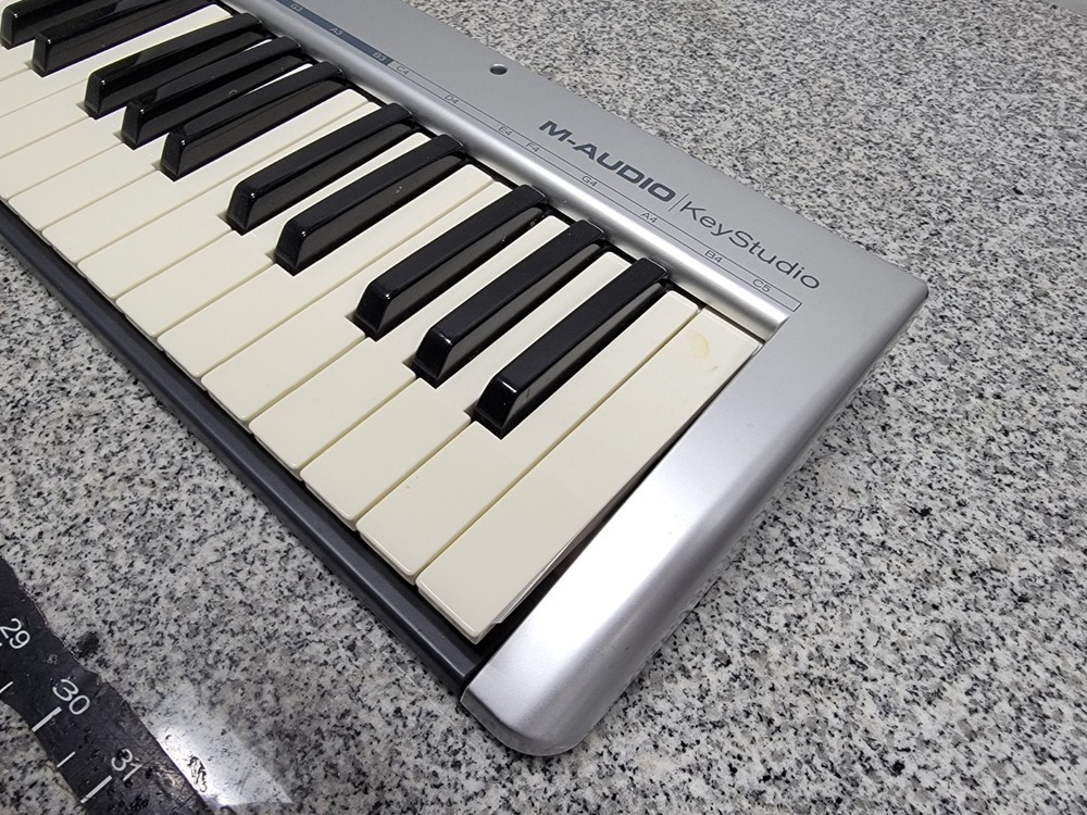 M-Audio KeyStudio Keyboard Studio (ML03-00295)