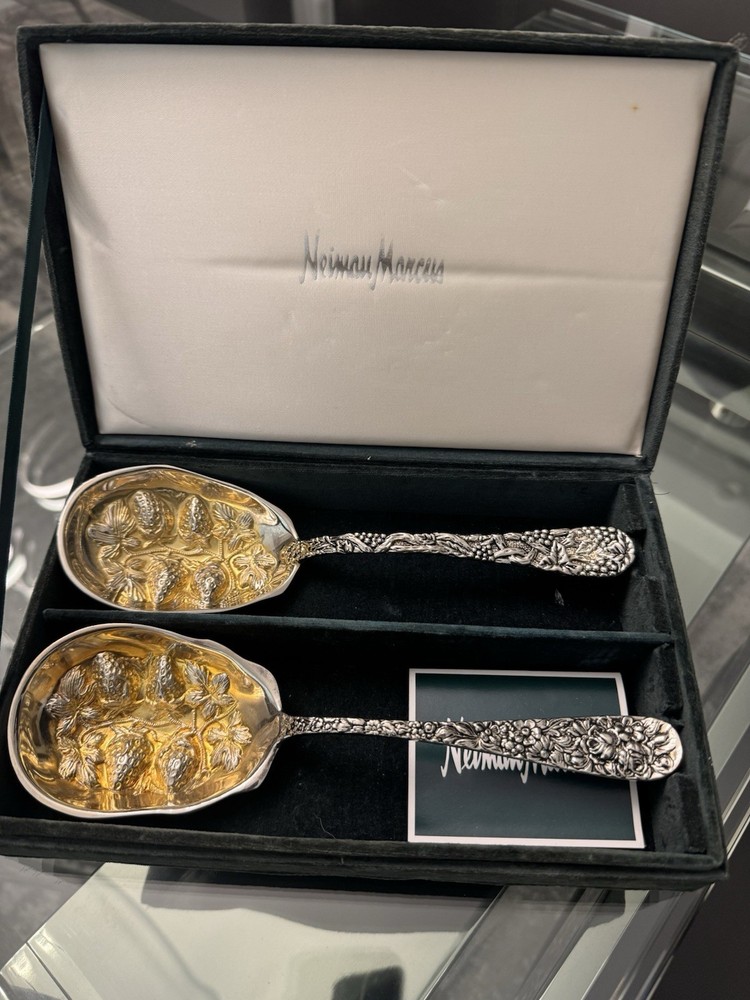 Neiman Marcus Godinger Silver Art Company Ltd. Strawberry Service Spoon Box Set