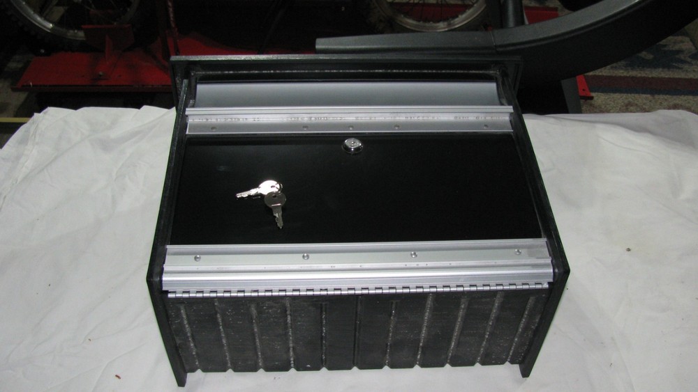 Gibraltar Mailsafe Lockable Security Wall Mount Mailbox MSK00BAM Gibraltar