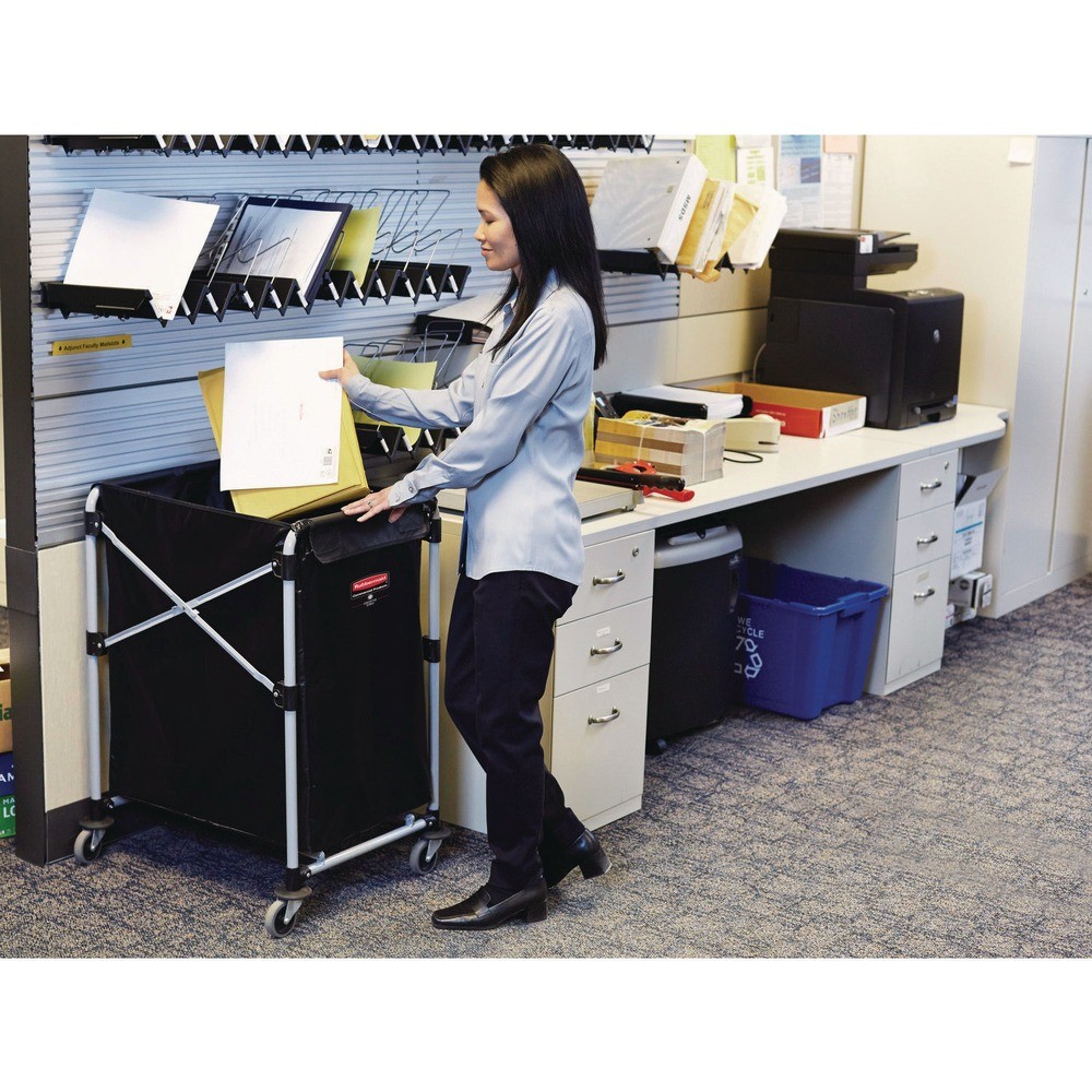 Rubbermaid Commercial 1881749 4.98 cu ft. Collapsible X-Cart - Black/Silver New