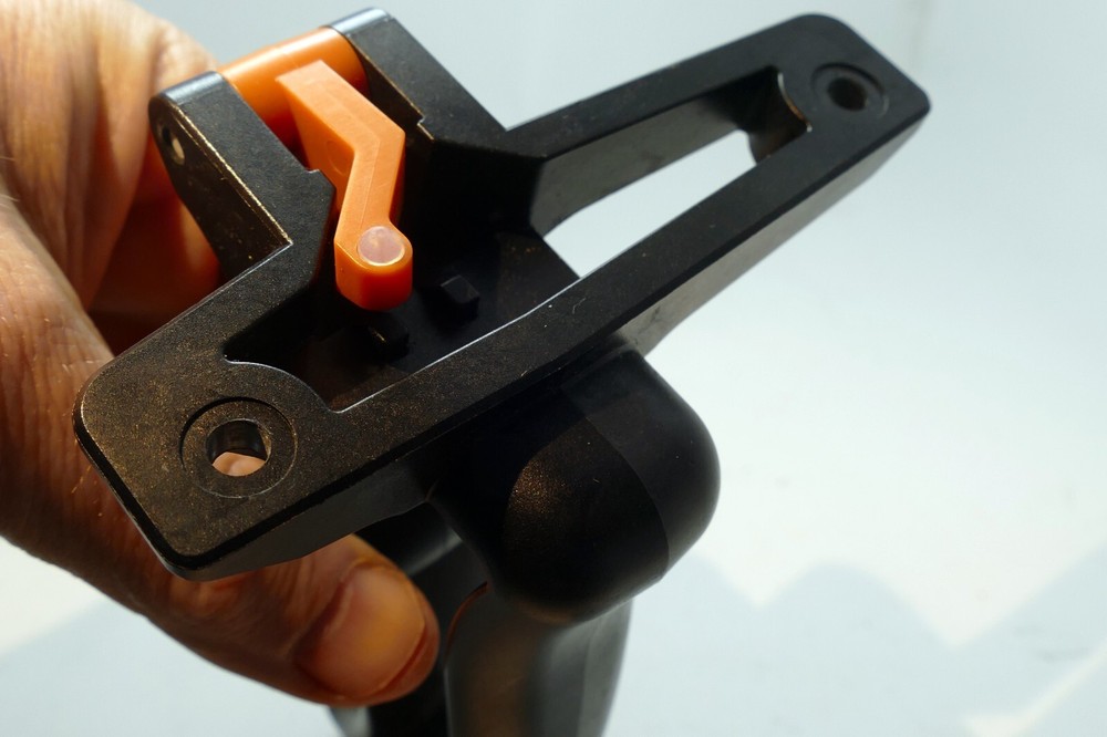 Ikelite Handle FOR NIKONOS underwater cameras with shutter button