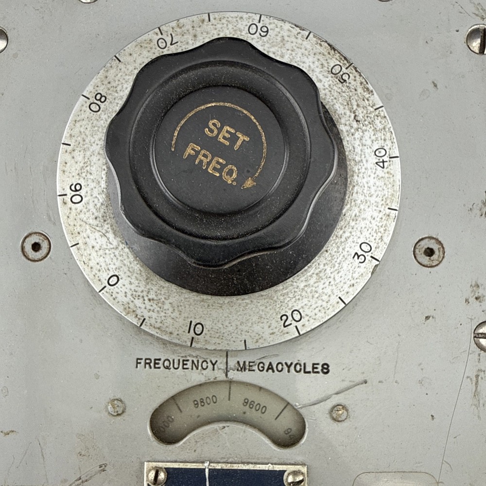 Polytechnic Radar Precision Frequency Meter Type 559A, sn 250.