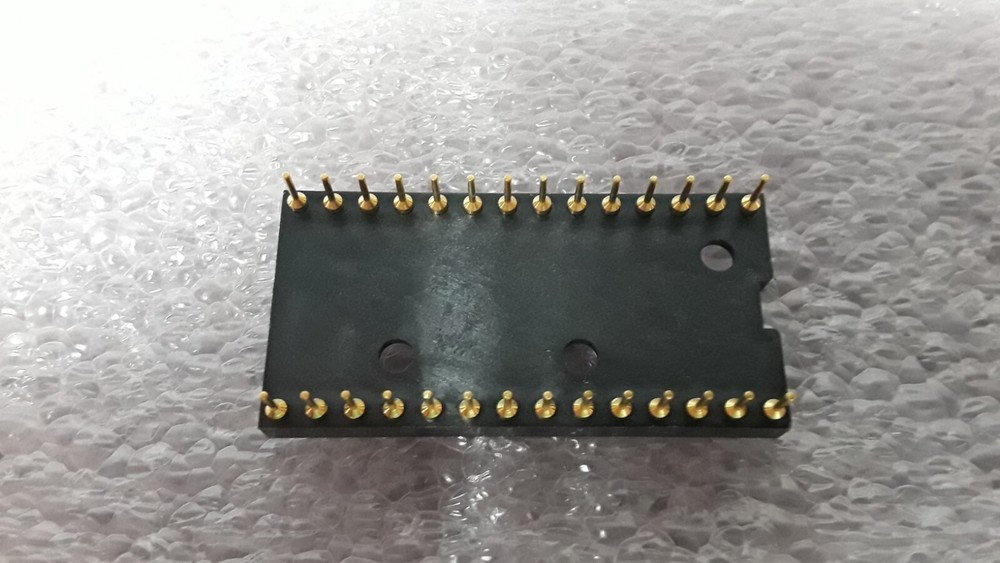 '1 PIECE' - PN# 528-AG10D - AUGAT - IC PLUG IN SOCKET