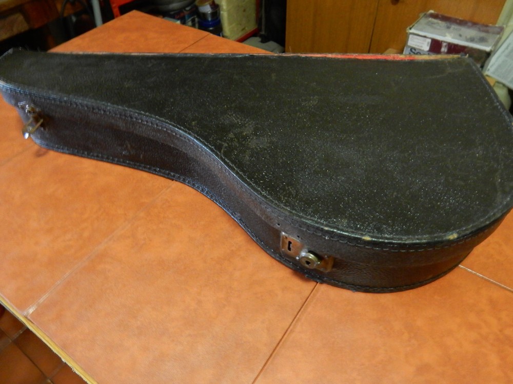 Windsor Banjo 8 strings Model 4 with original case & string WORLDWIDE SHIPPING