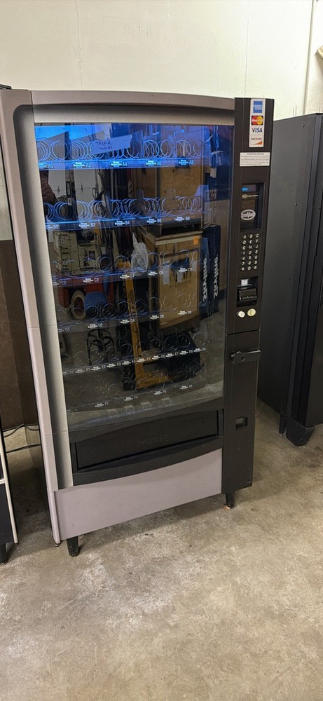 National Snack Vending Machine