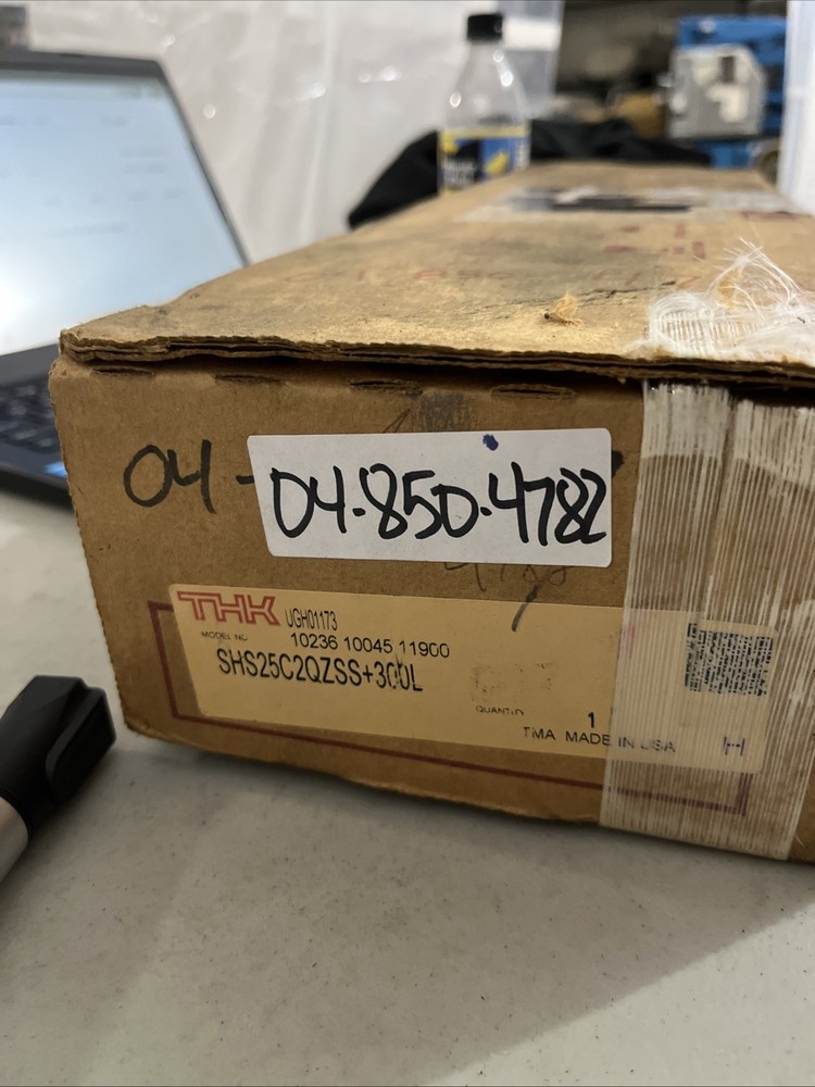 THK SHS25C2QZSS+300L LINEAR GUIDE