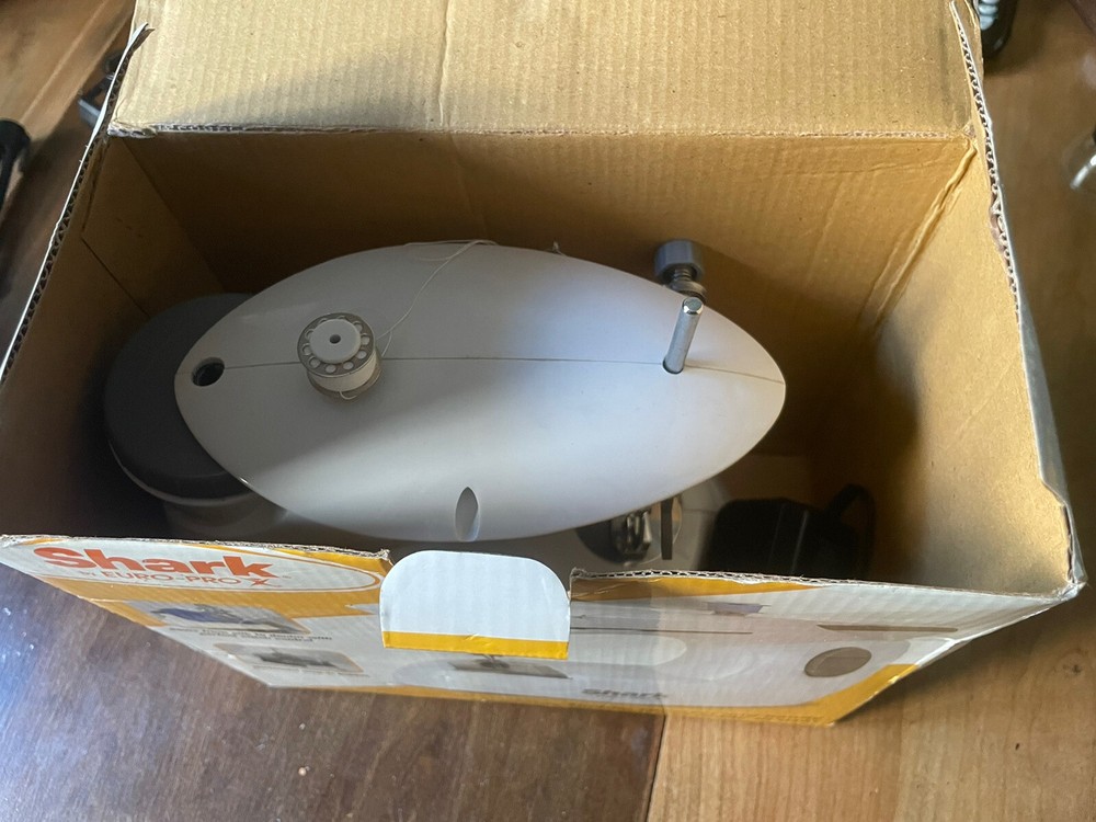 Shark EURO-PRO X Sewing Machine Compact Design 998A Pre-Threaded Complete EUC