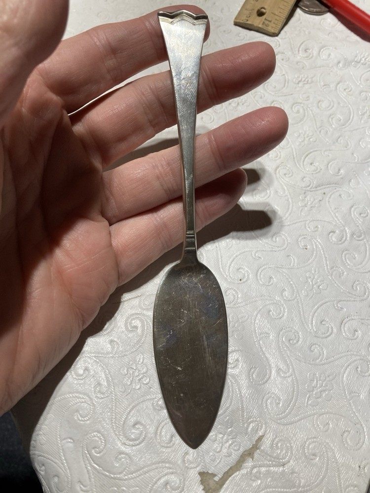 J. Tostrup Small Cake Server 830S Silver Norway 6 1/4" Kronesolv Pattern