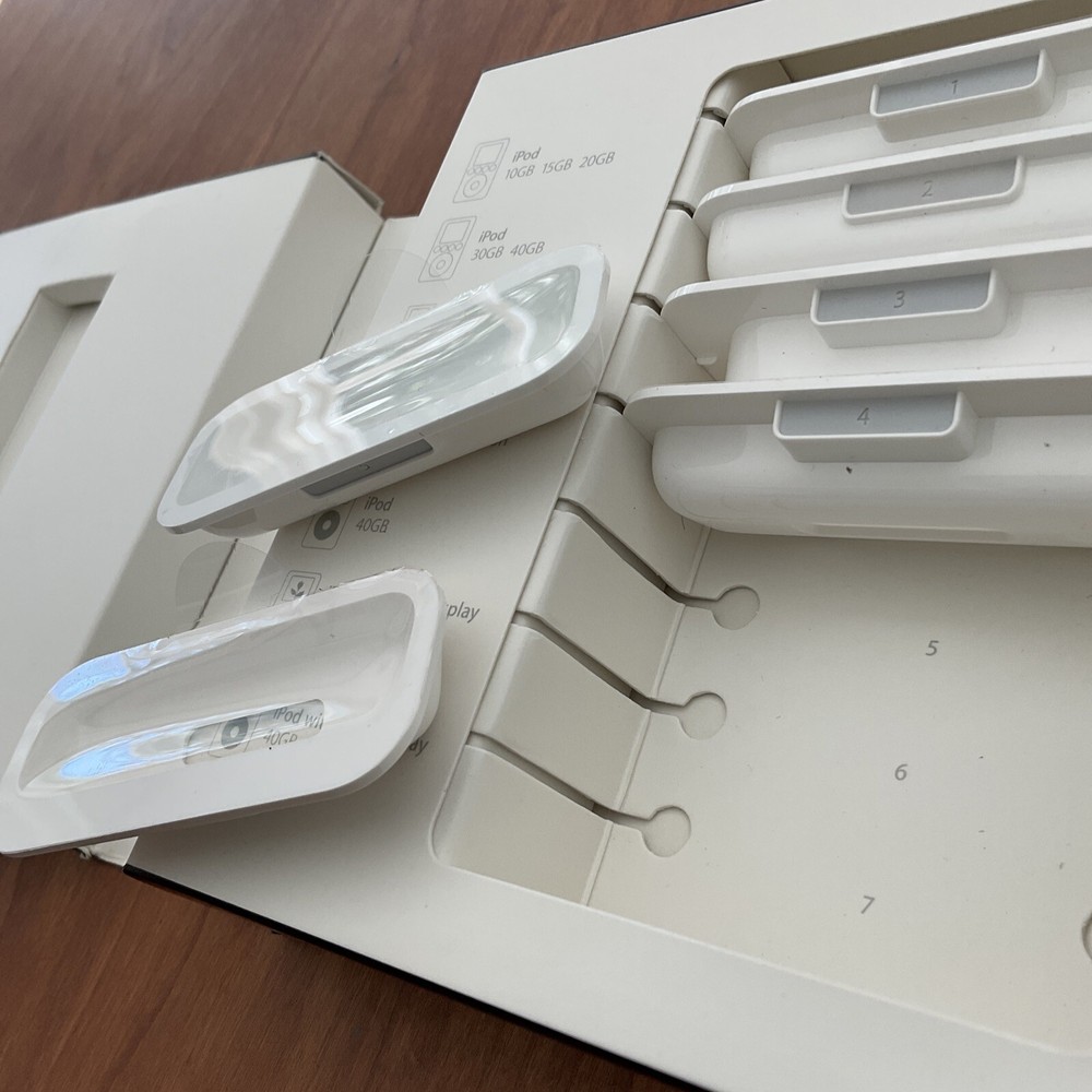 Authentic Apple i Pod box 6 NEW adapters 2005
