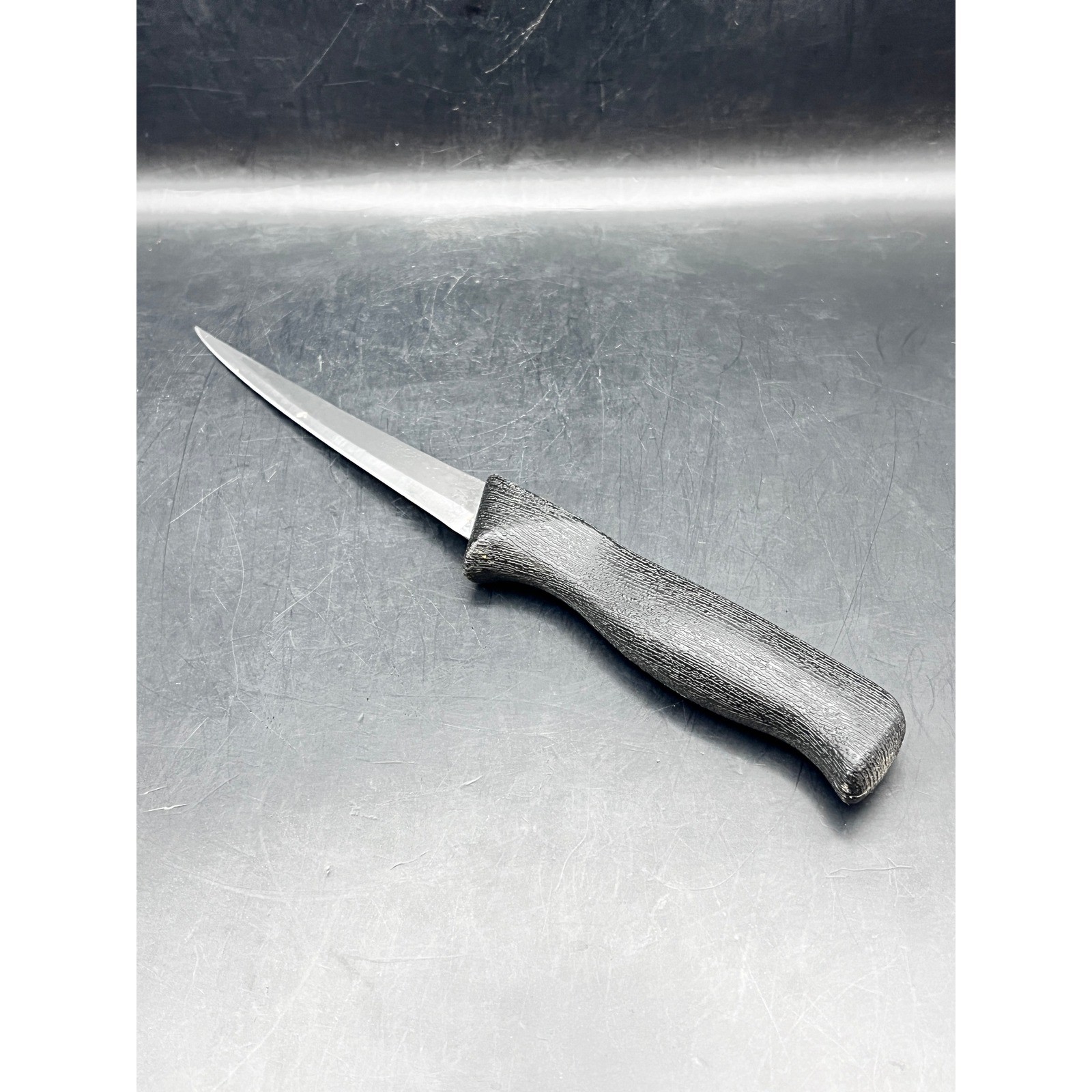 American Angler Fillet Knife Surgical Stainless Steel Blade Black Handle 9.25"