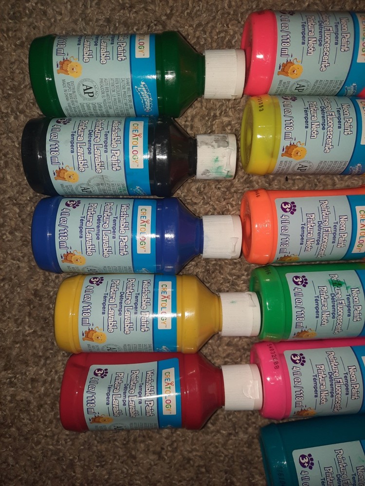 23 Piece Creatology 4oz Paints