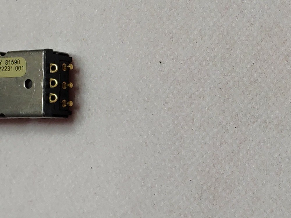 NEW** KORRY ELECTRONICS Korry Push Switch 81590 P/N:22231-001