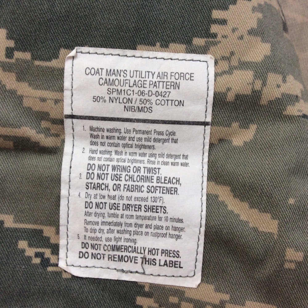 US Air Force Man’s Utility Coat Air Force Camouflage Pattern Size 40 Regular