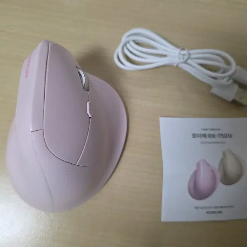 Royche RX-750V Wireless Pink Mouse Official