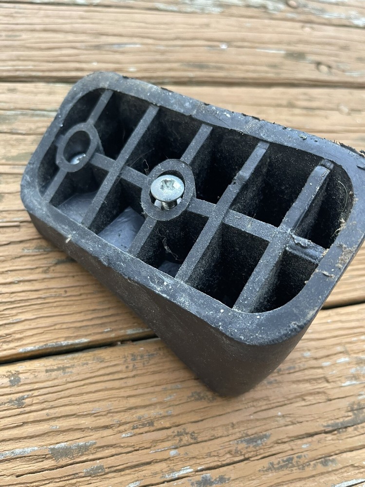 IRONMAN Gravity Inversion Table Replacement Part Leg Rubber Foot LEFT FRONT